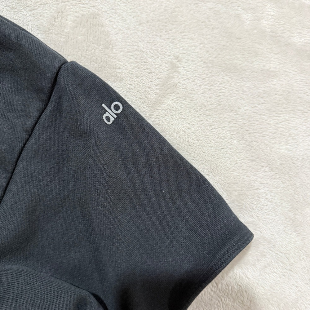 Alo Yoga Peak Cut Out Crop Hoodie Women M Black Cropped Relaxed Fit French Terry - Picture 3 of 9
